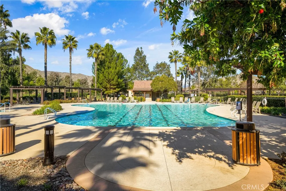 8071 Hazeltine Hemet, CA 92545