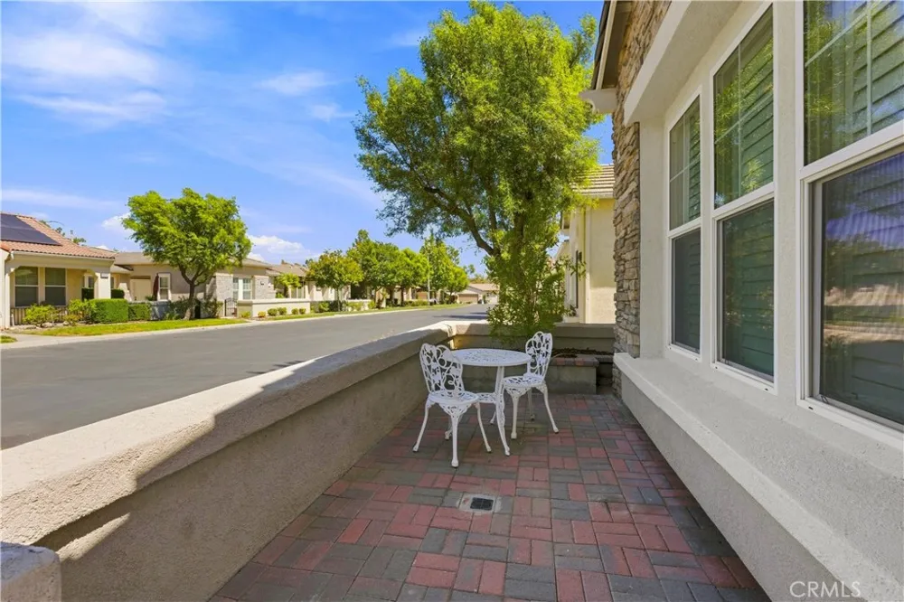 8071 Hazeltine Hemet, CA 92545