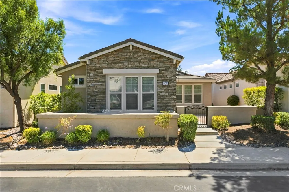 8071 Hazeltine Hemet, CA 92545