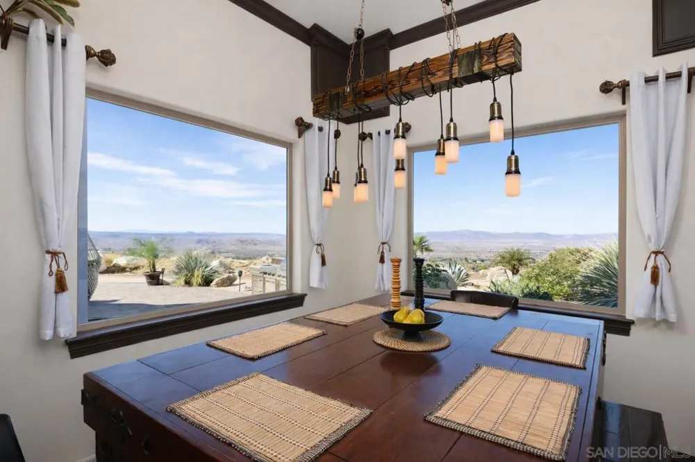 8022 Wesley Rd Joshua Tree, CA 92252