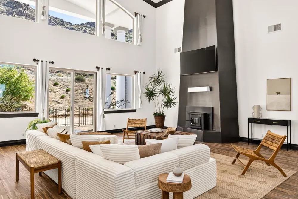 8022 Wesley Rd Joshua Tree, CA 92252
