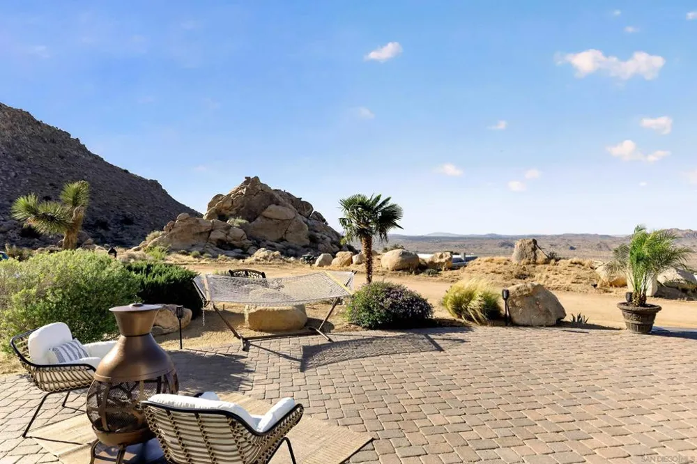 8022 Wesley Rd Joshua Tree, CA 92252