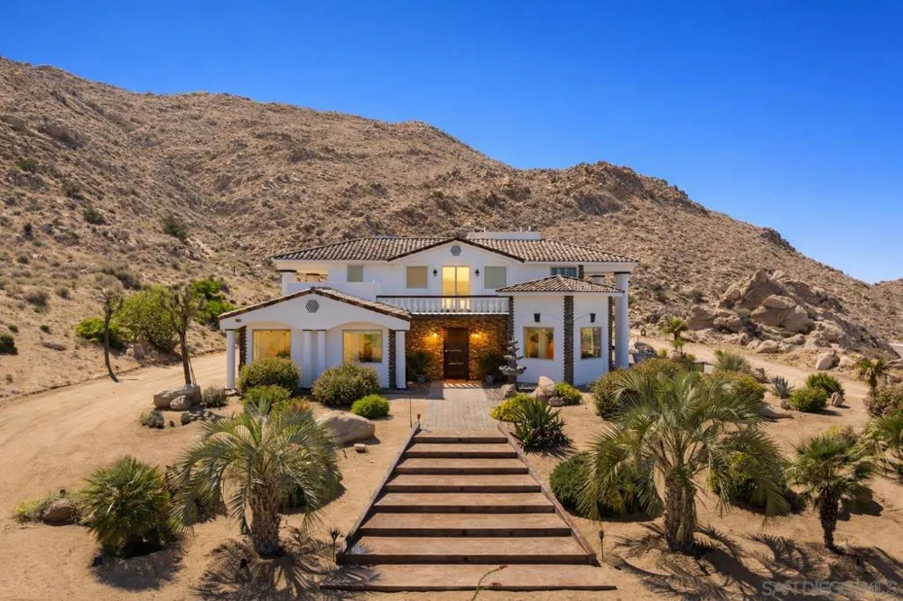8022 Wesley Rd Joshua Tree, CA 92252