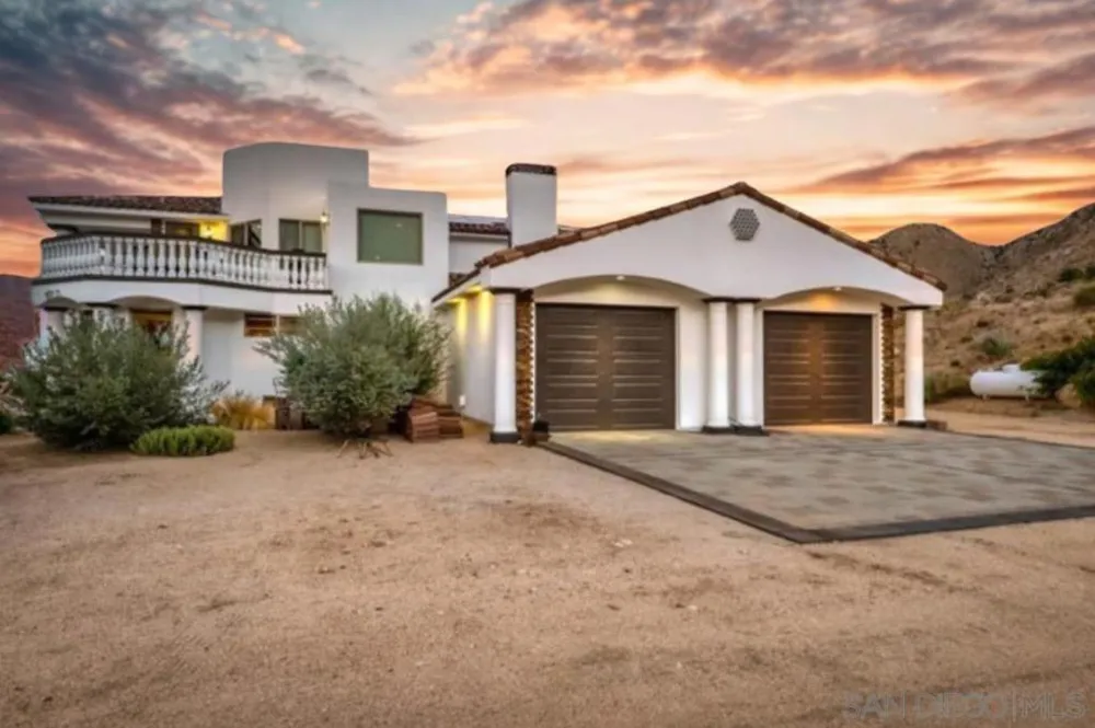 8022 Wesley Rd Joshua Tree, CA 92252