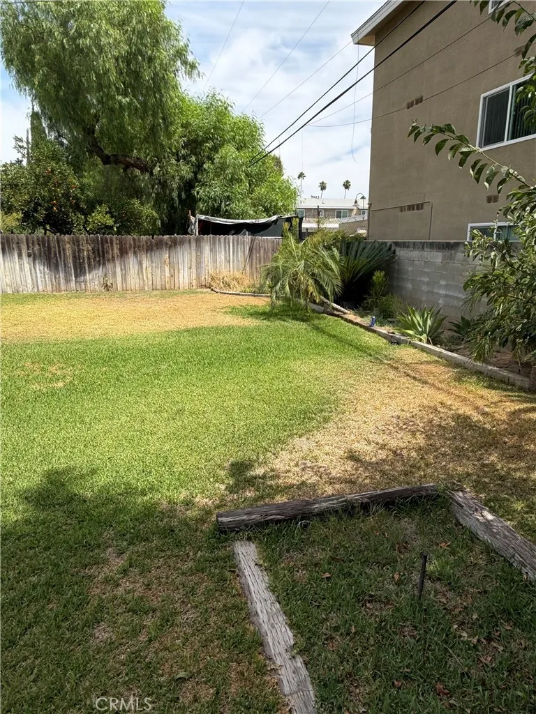 4574 Central Ave Riverside, CA 92506