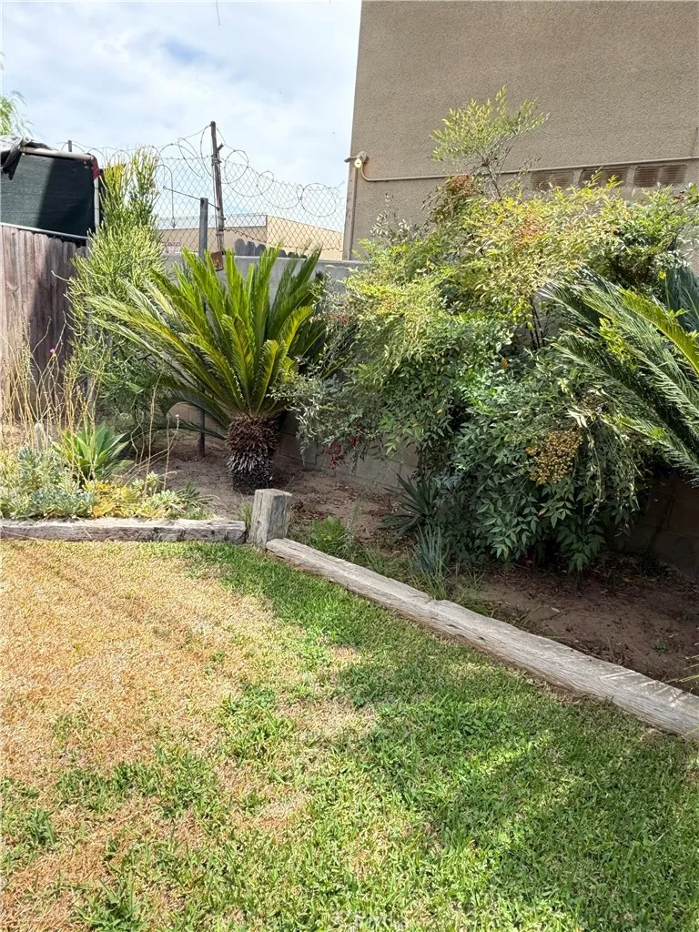 4574 Central Ave Riverside, CA 92506