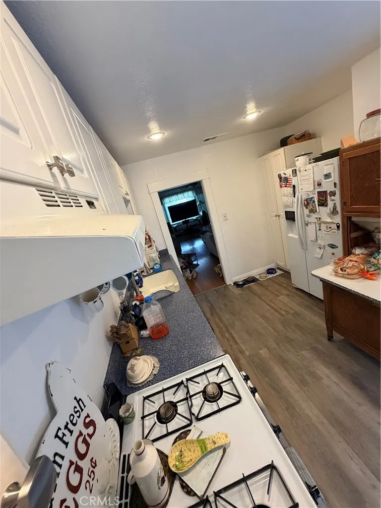 4574 Central Ave Riverside, CA 92506