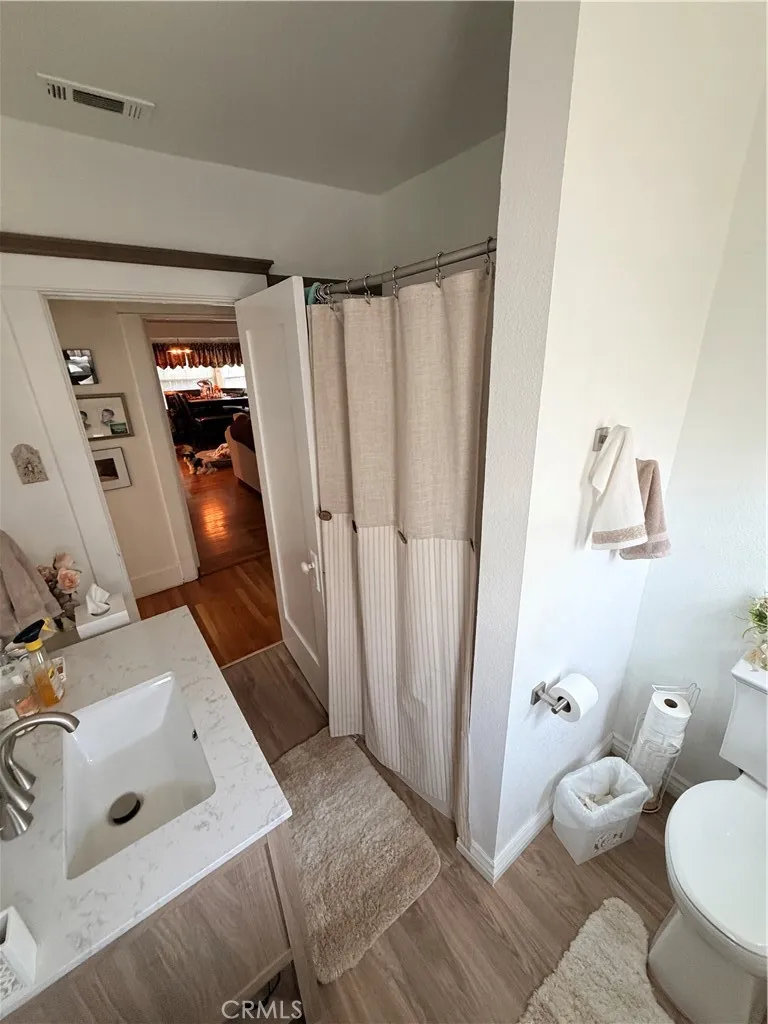 4574 Central Ave Riverside, CA 92506