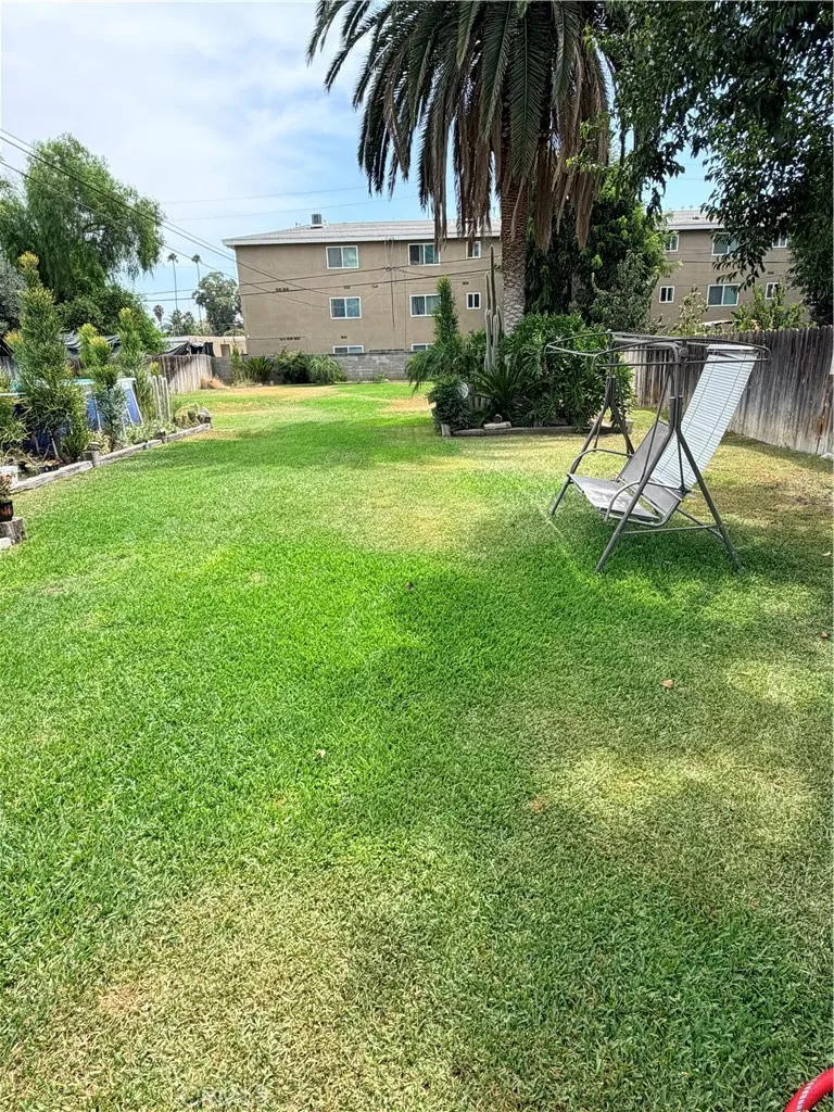 4574 Central Ave Riverside, CA 92506