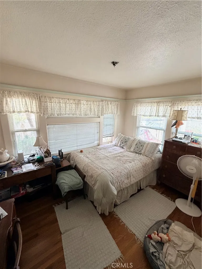 4574 Central Ave Riverside, CA 92506