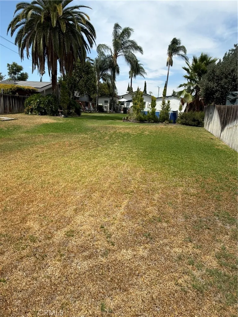 4574 Central Ave Riverside, CA 92506