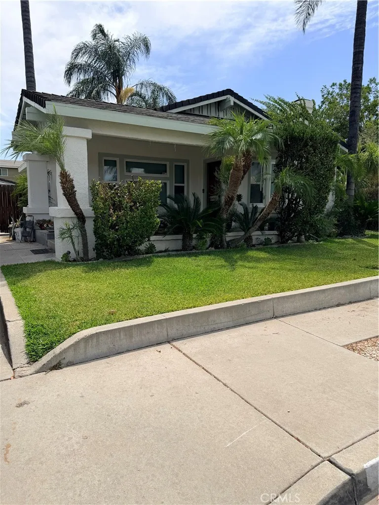 4574 Central Ave Riverside, CA 92506
