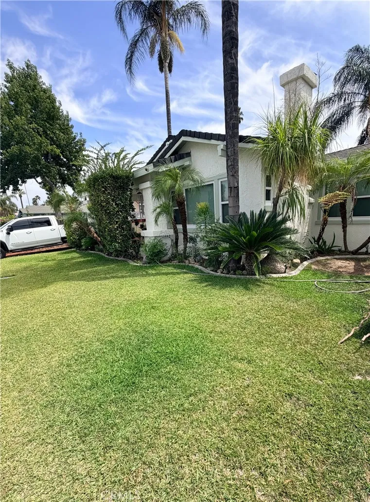 4574 Central Ave Riverside, CA 92506