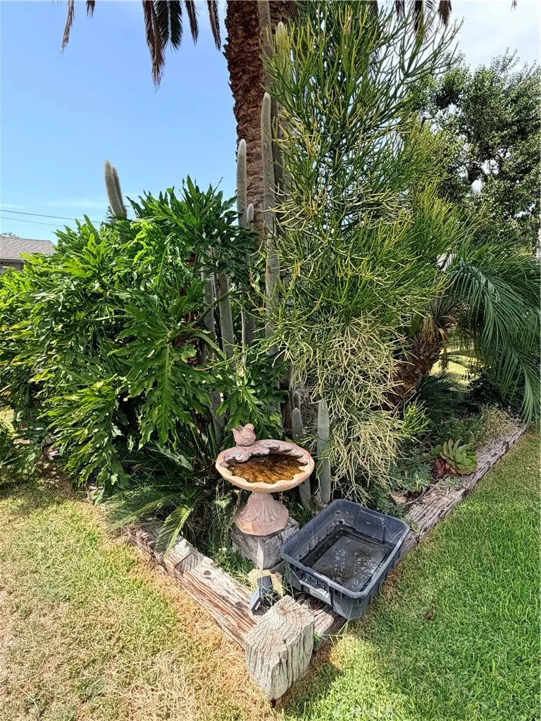4574 Central Ave Riverside, CA 92506