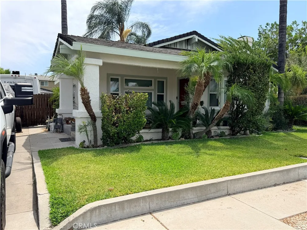 4574 Central Ave Riverside, CA 92506