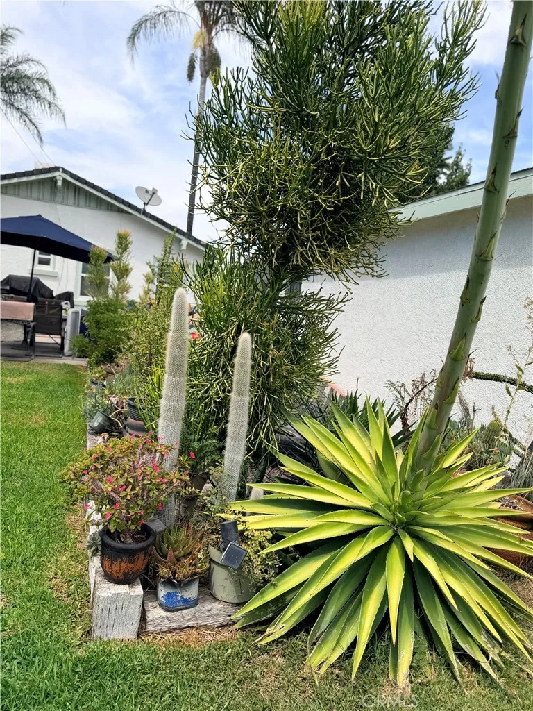 4574 Central Ave Riverside, CA 92506