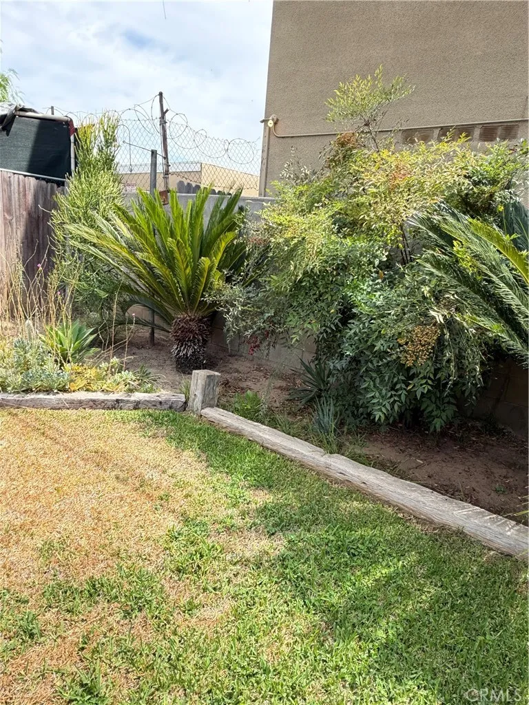4574 Central Ave Riverside, CA 92506