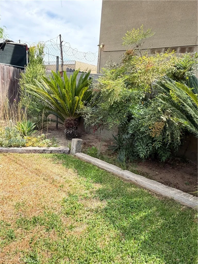 4574 Central Ave Riverside, CA 92506