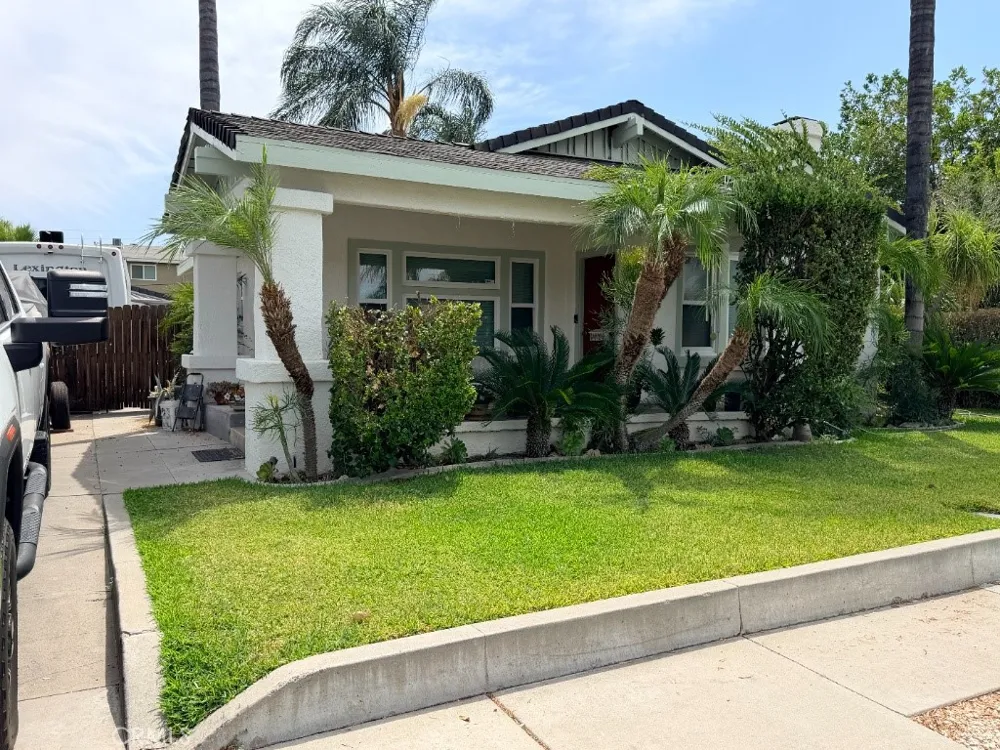 4574 Central Ave Riverside, CA 92506