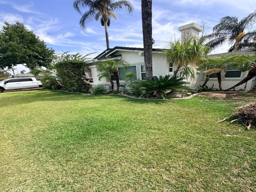 4574 Central Ave Riverside, CA 92506