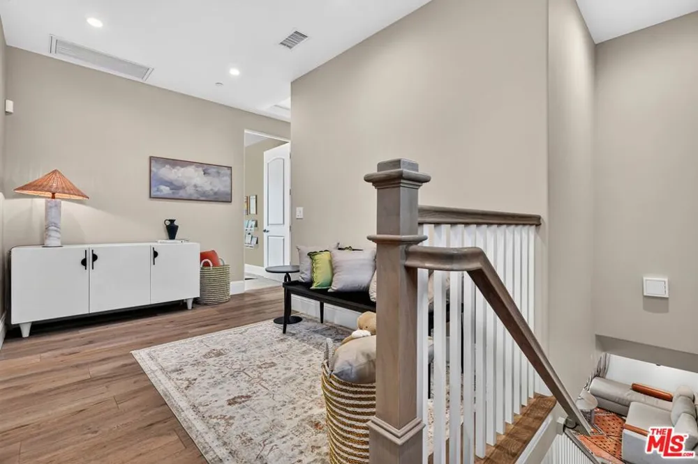 3918 W 242nd Street Torrance, CA 90505
