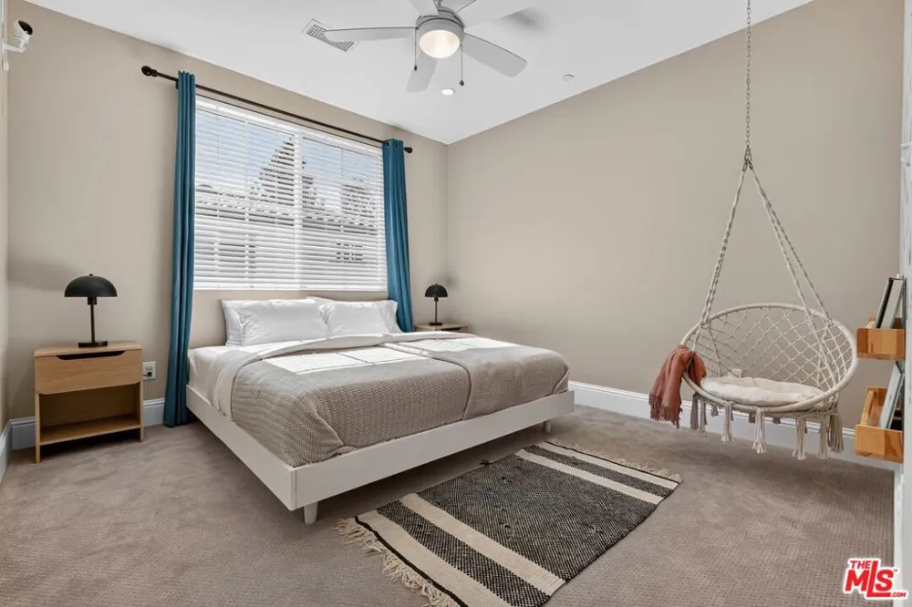 3918 W 242nd Street Torrance, CA 90505