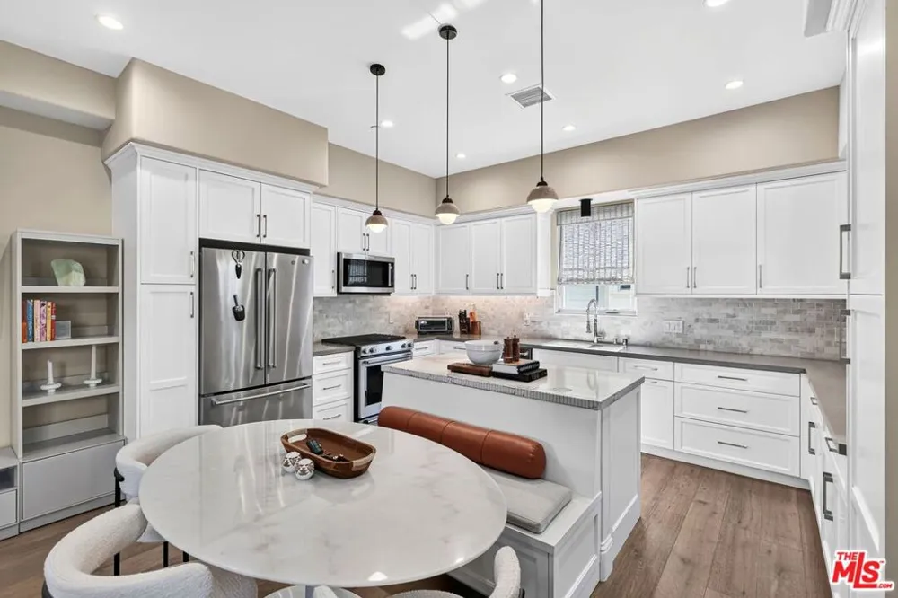 3918 W 242nd Street Torrance, CA 90505