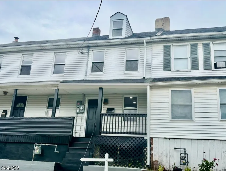 253 Washington St Phillipsburg Town, NJ 08865