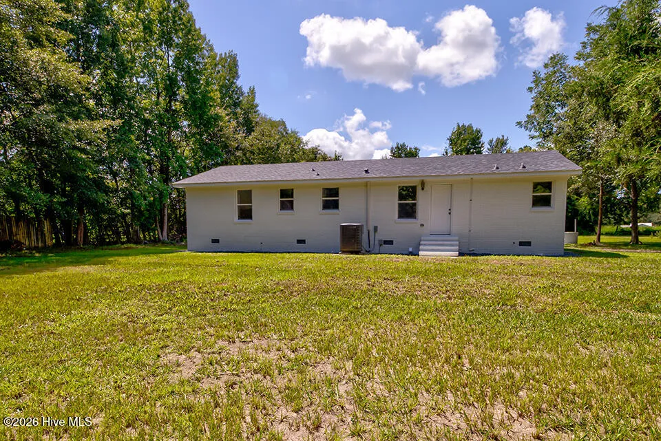 390 Newtown Loop Road Atkinson, NC 28421