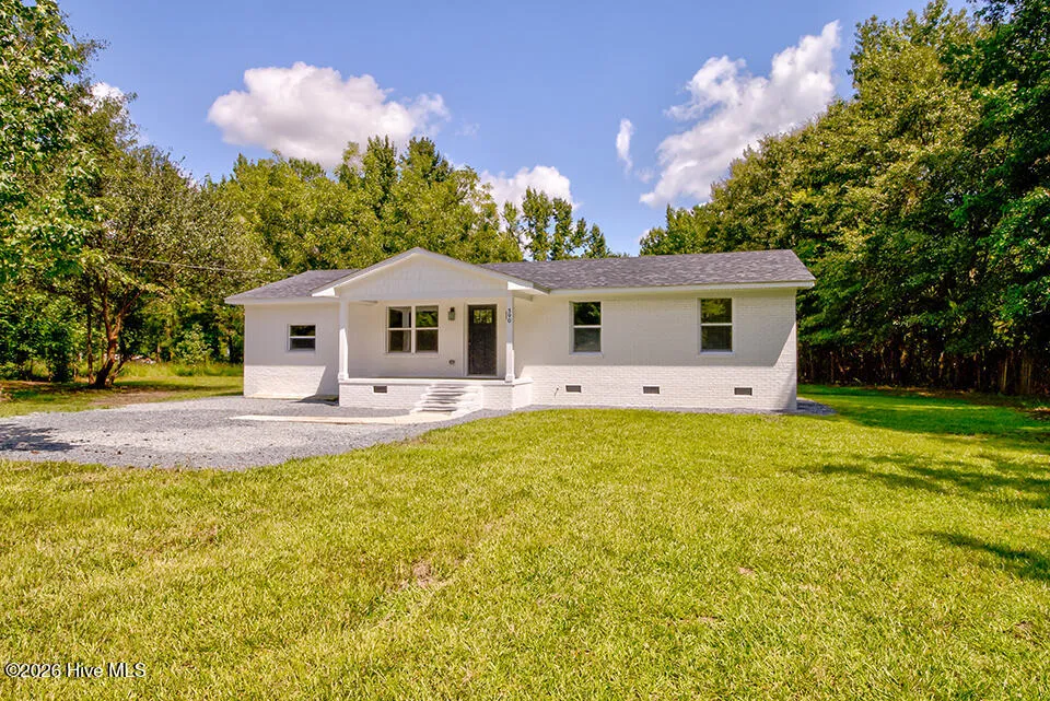 390 Newtown Loop Road Atkinson, NC 28421