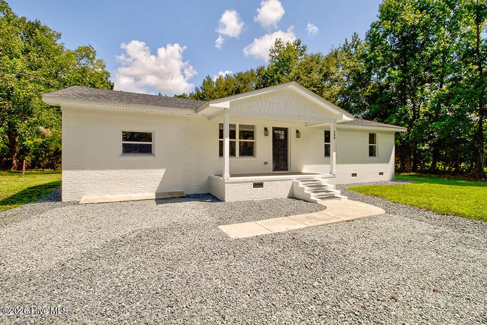 390 Newtown Loop Road Atkinson, NC 28421