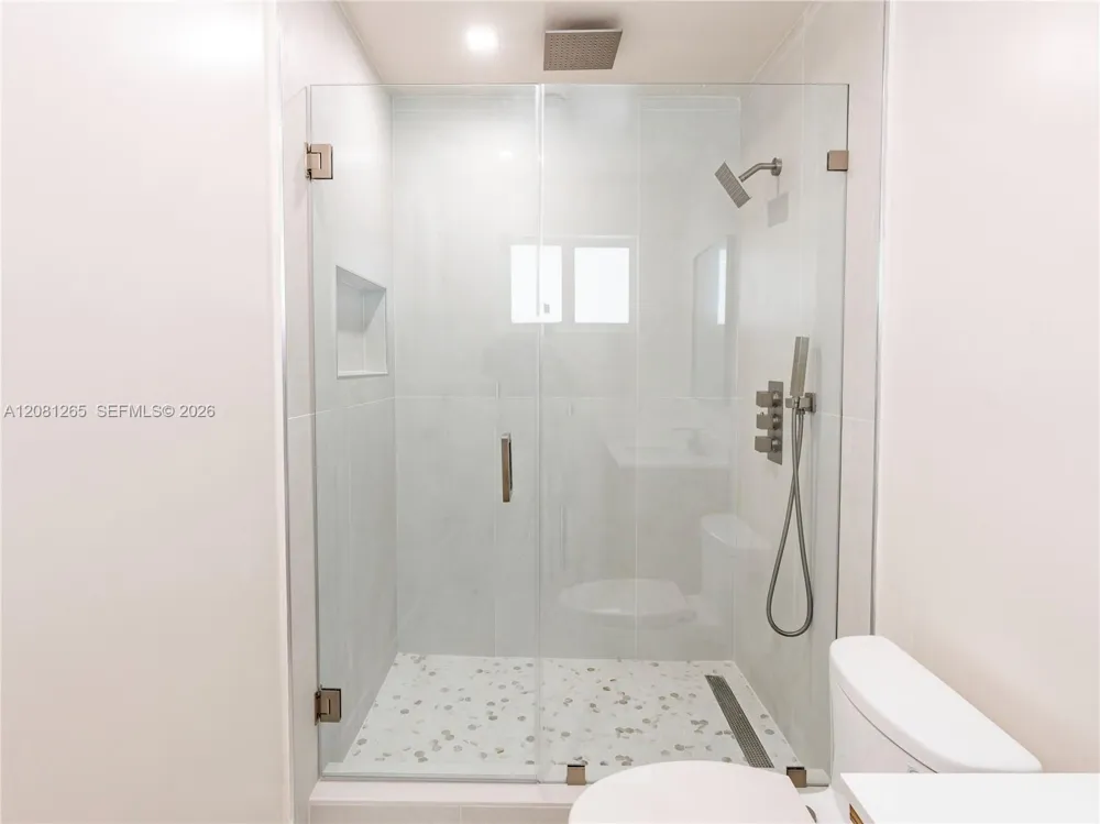 254 SW 4th St Dania Beach, FL 33004