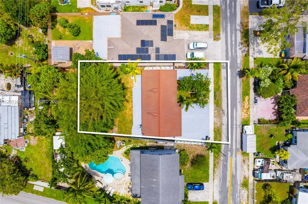 254 SW 4th St Dania Beach, FL 33004