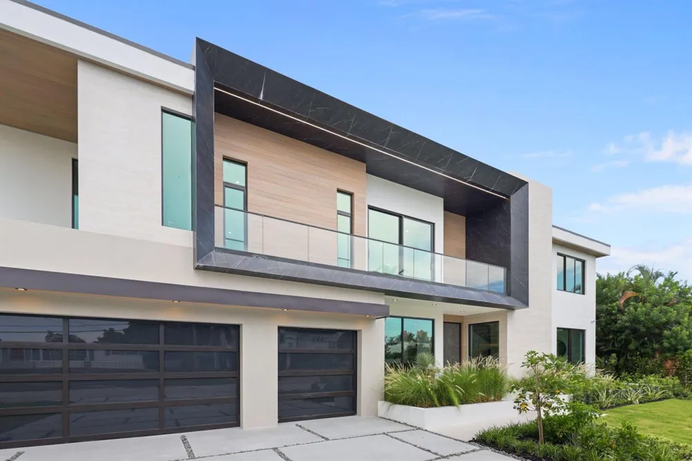 2825 NE 27TH STREET Fort Lauderdale, FL 33306