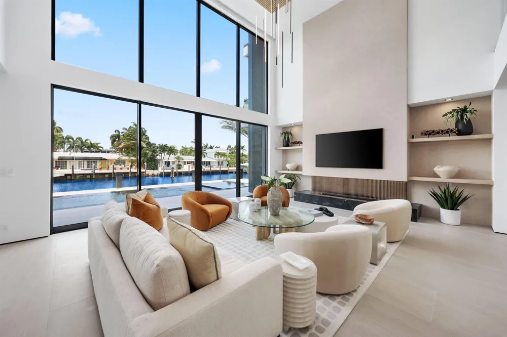 2825 NE 27TH STREET Fort Lauderdale, FL 33306