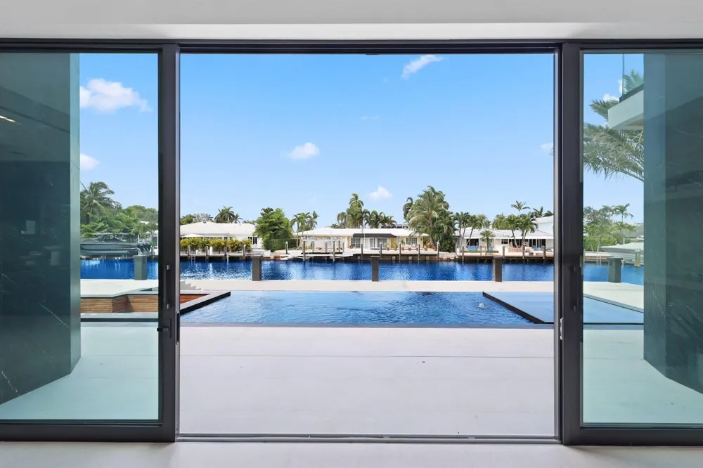 2825 NE 27TH STREET Fort Lauderdale, FL 33306