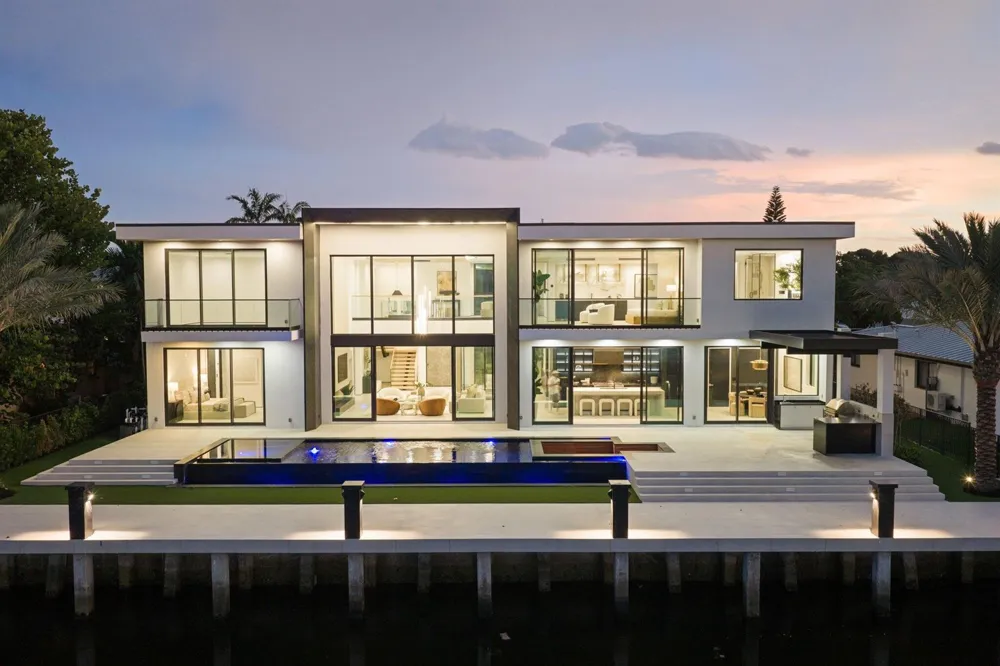 2825 NE 27TH STREET Fort Lauderdale, FL 33306