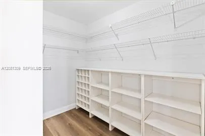 2500 Parkview Dr #1216 Hallandale Beach, FL 33009