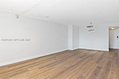2500 Parkview Dr #1216 Hallandale Beach, FL 33009
