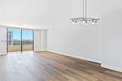 2500 Parkview Dr #1216 Hallandale Beach, FL 33009