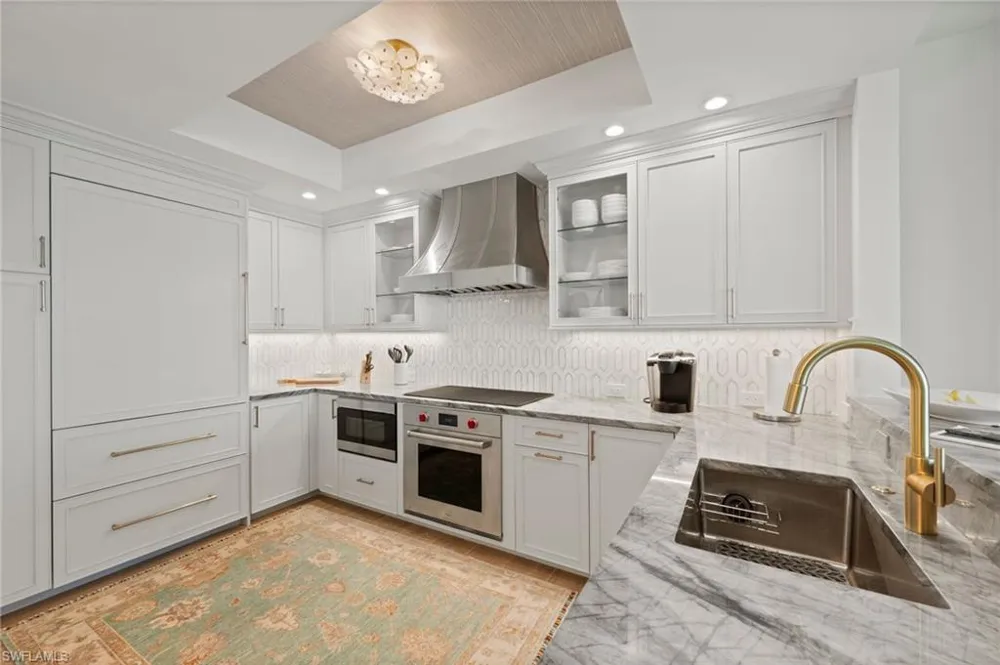 4000 GULF SHORE BOULEVARD #1500 Naples, FL 34103