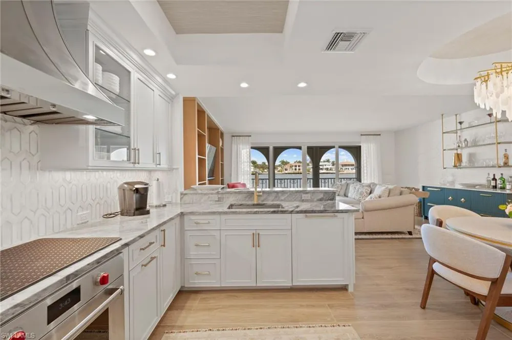 4000 GULF SHORE BOULEVARD #1500 Naples, FL 34103