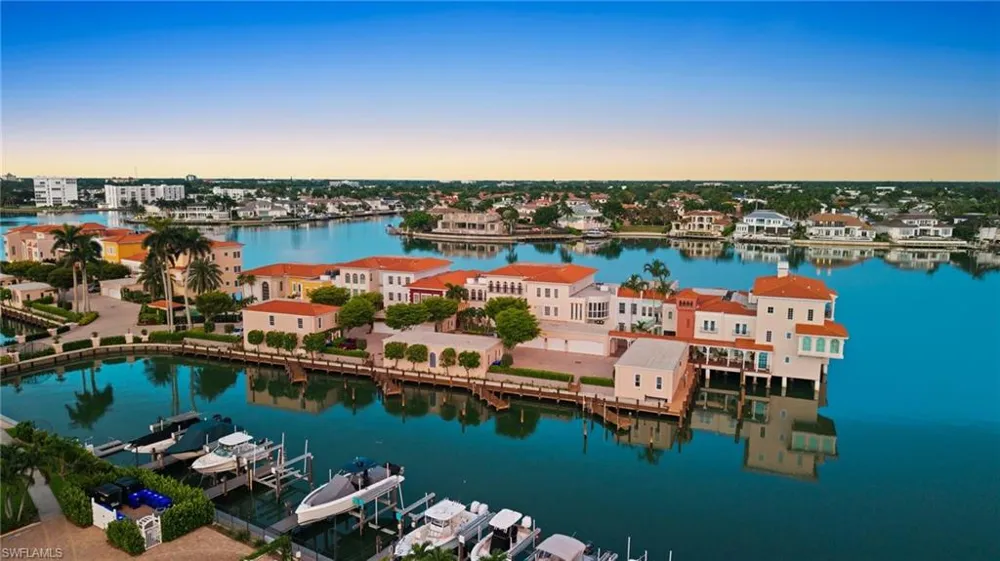 4000 GULF SHORE BOULEVARD #1500 Naples, FL 34103