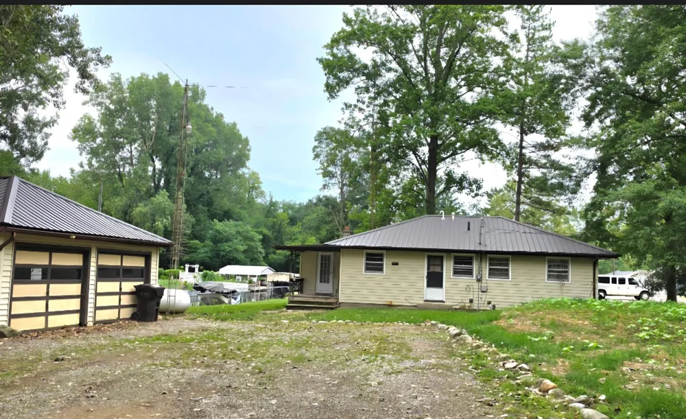 691 Lighthouse Drive Ovid Township, MI 49036