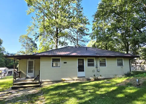 691 Lighthouse Drive