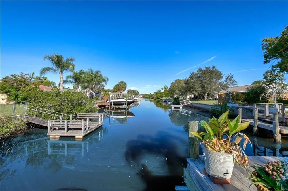 6125 SEABREEZE DRIVE Port Richey, FL 34668