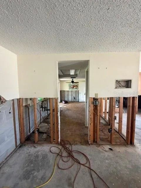 6125 SEABREEZE DRIVE Port Richey, FL 34668