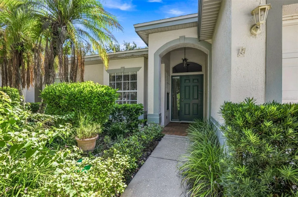 19031 CALLAWAY COURT Tampa, FL 33647