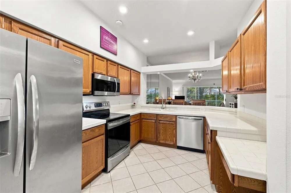 19031 CALLAWAY COURT Tampa, FL 33647