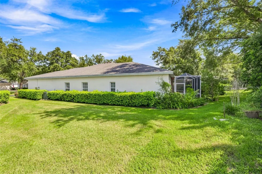 19031 CALLAWAY COURT Tampa, FL 33647
